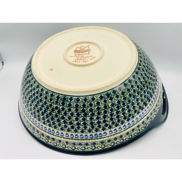 Polish Pottery Medium Bowl with Handles (Poppies All Around) - Picture 5 of 7